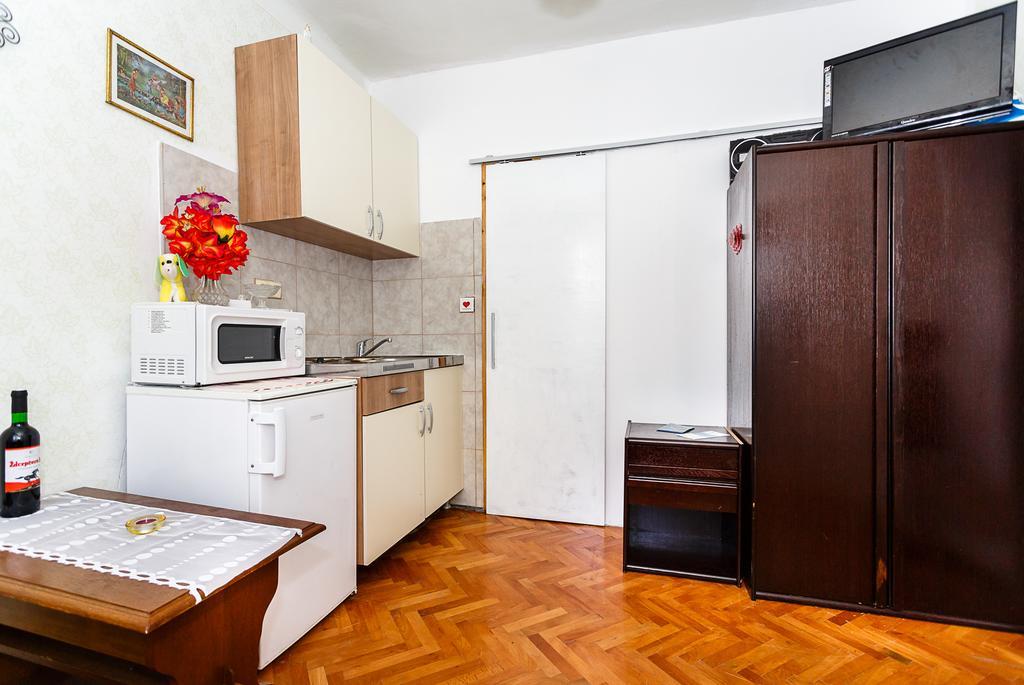 Apartment Filip Vrbnik Ngoại thất bức ảnh