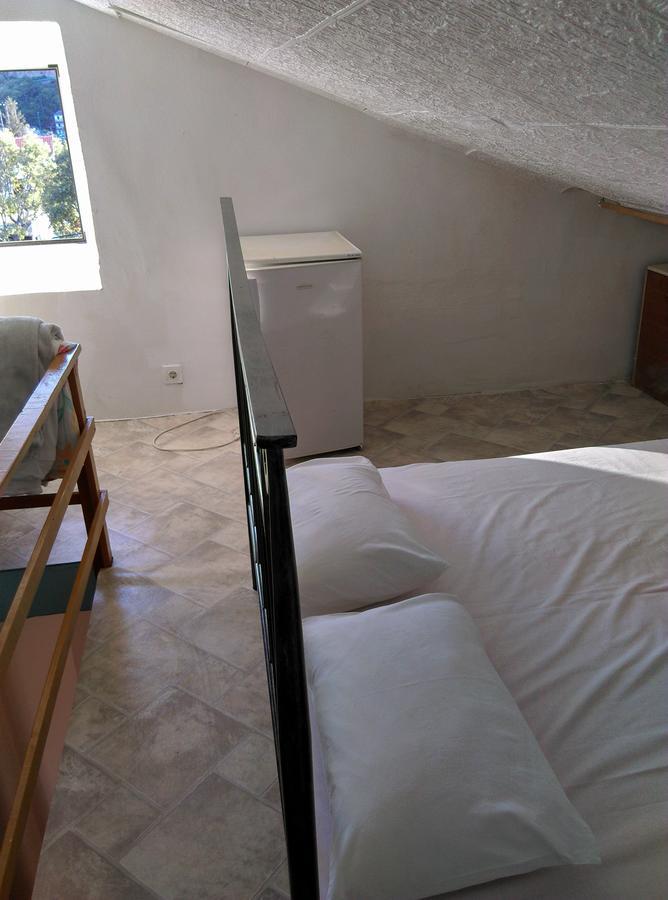 Apartment Filip Vrbnik Ngoại thất bức ảnh
