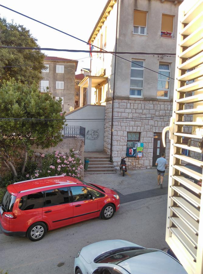 Apartment Filip Vrbnik Ngoại thất bức ảnh
